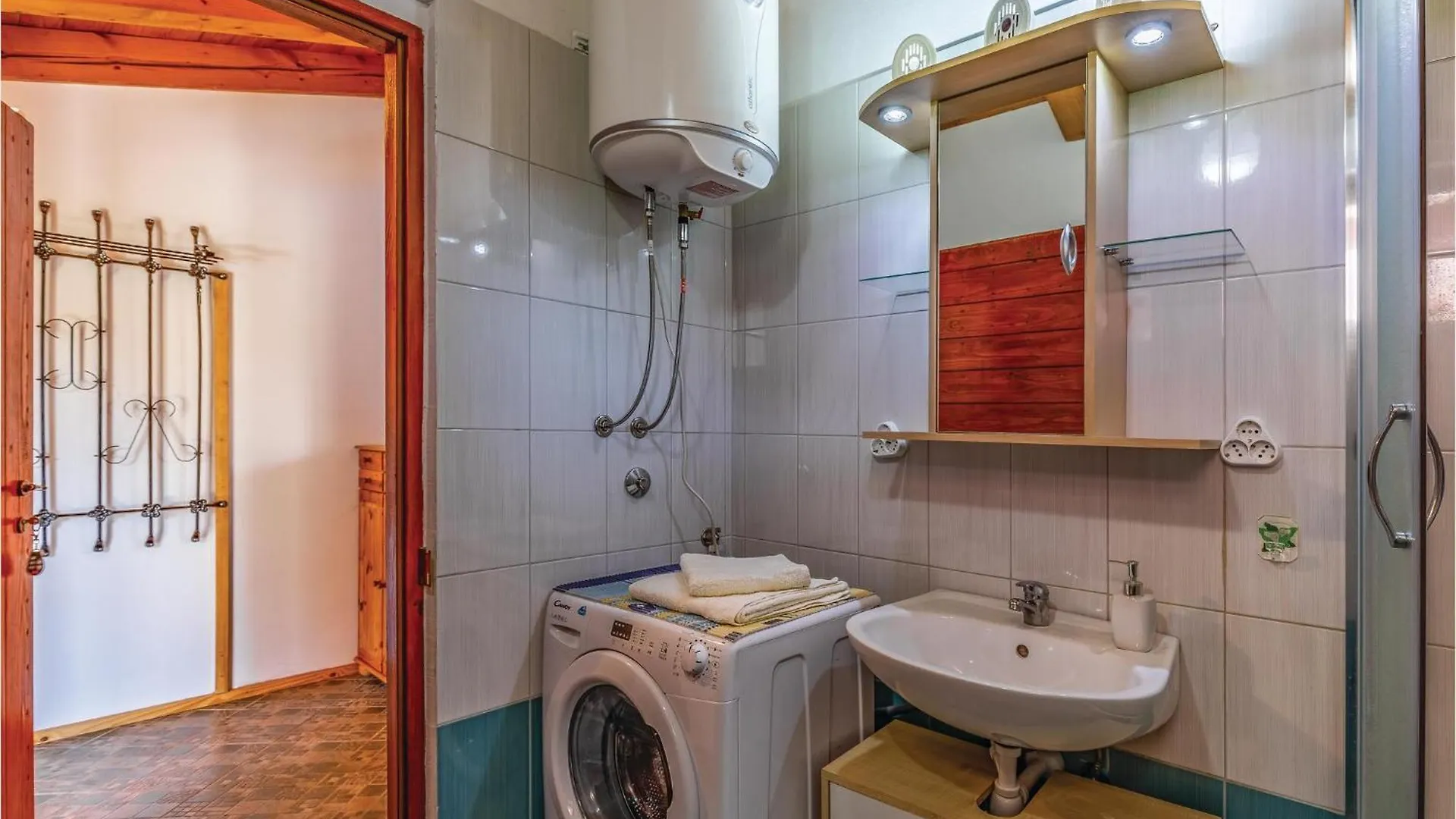 Tatil Evi 2 Bedroom Awesome Home In Pula